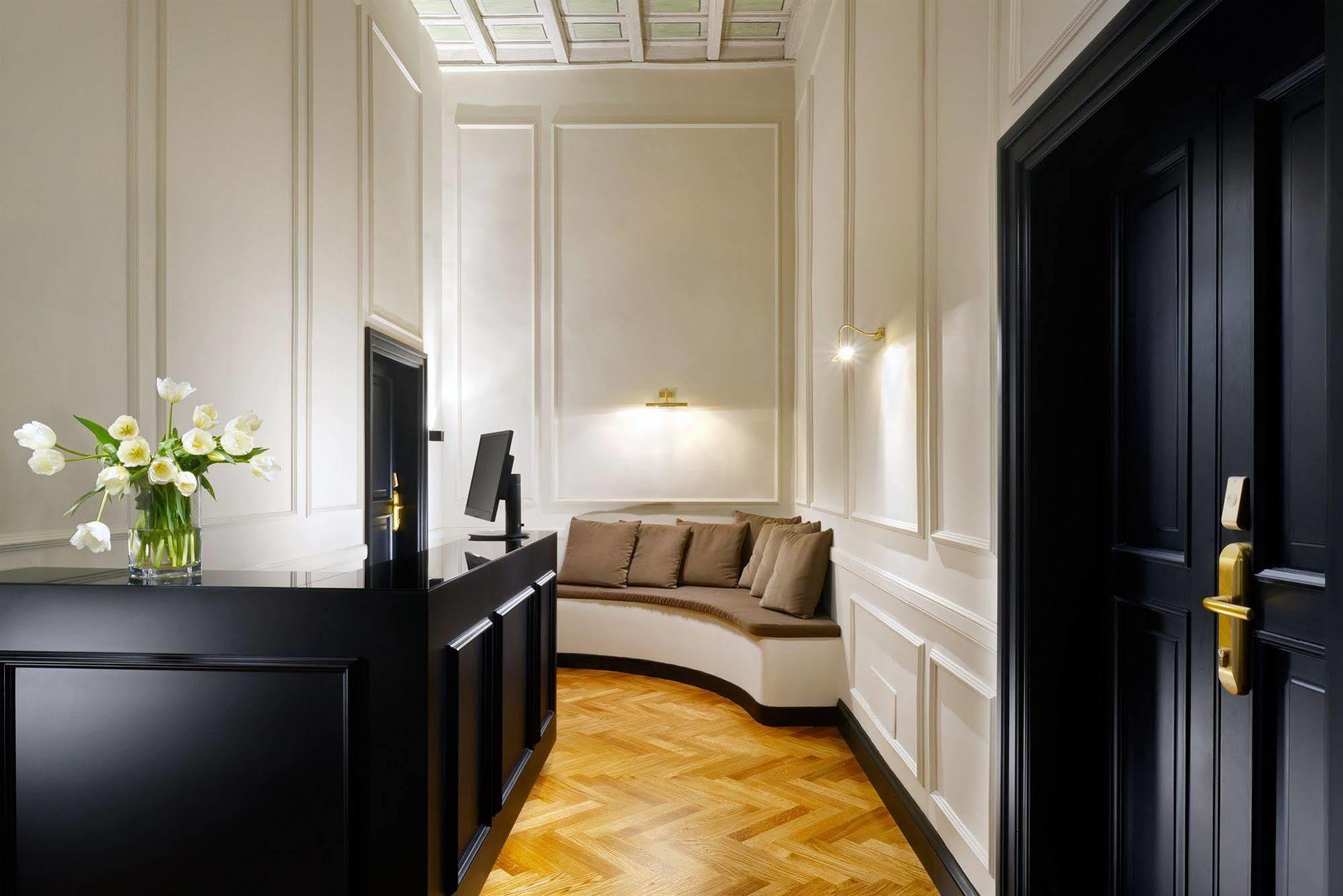 Splendor Suite Rome - Suites & Apartments Exterior photo